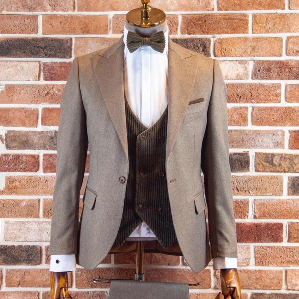 Suit
